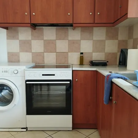 Krini And Aroma - Garden & Private Parking Apartment *